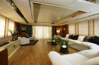 AMZ -  Salon View 2